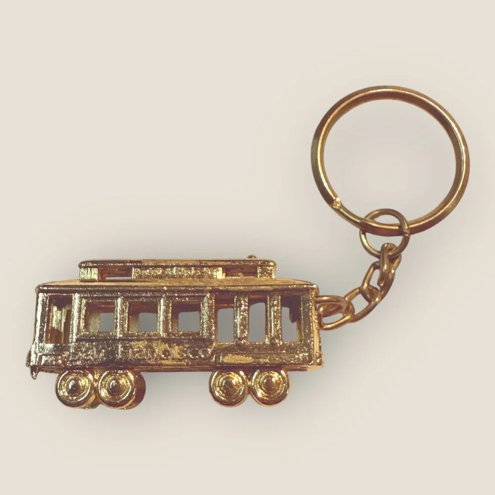 Vintage Gold-tone San Francisco Trolley Keychain Keyring